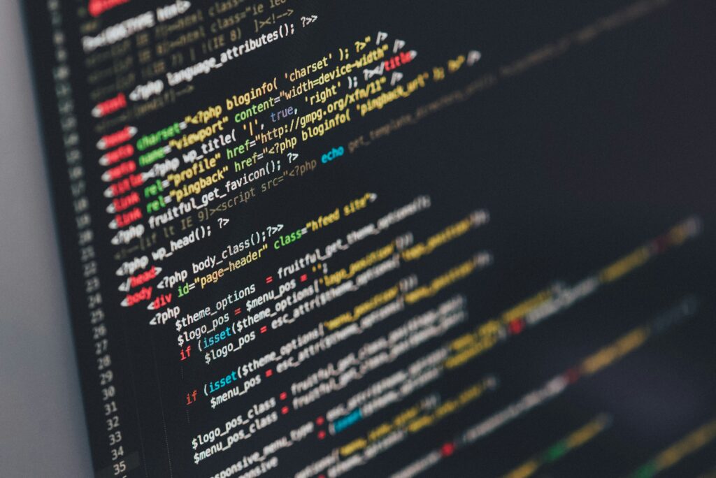 DAOs & Governance Tokens – Redefining Digital Democracy
